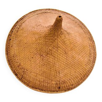 Chapeau chinois asiatique en osier rotin années 60/70 de diamètre de 55 cm