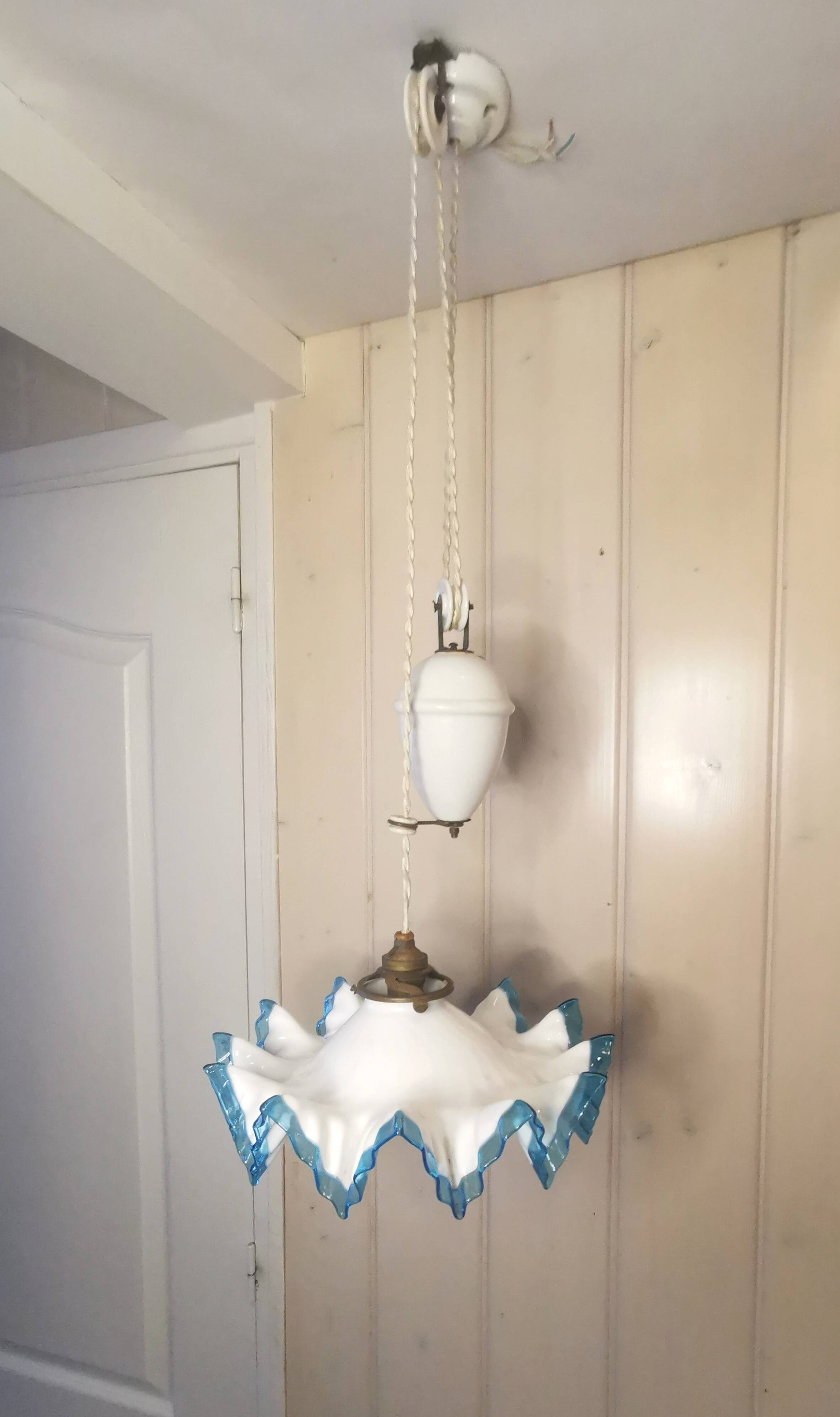 Suspension Up and down Opaline and porcelain