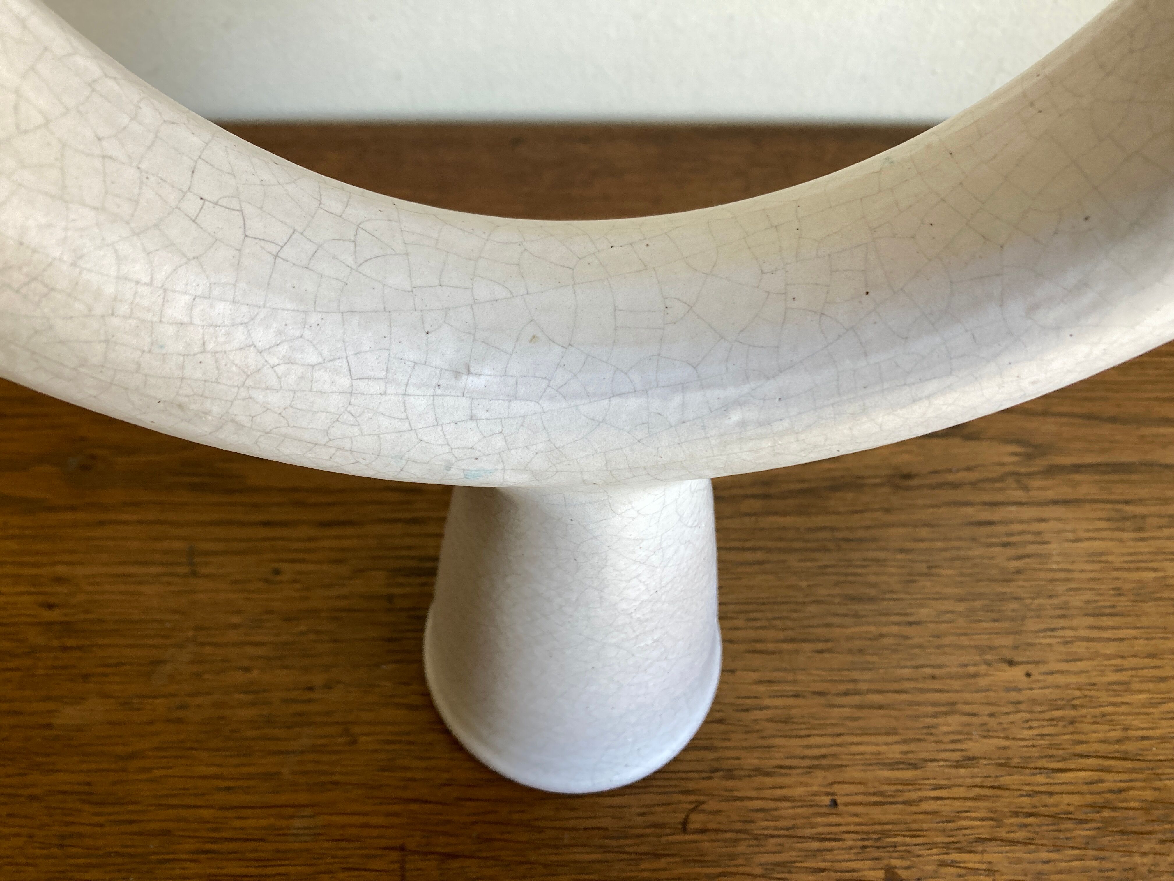 Brutalist candle holder made of white chamotte clay, 1980.