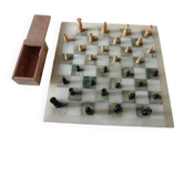 Plateau en onyx et jeu d'Échecs en bois complet