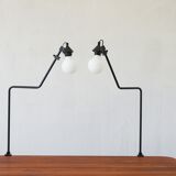 Minimalist desk lamp