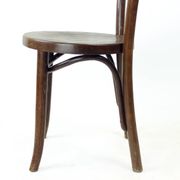 Chaise de bistrot en bois courbé Thonet, Tchécoslovaquie années 1940