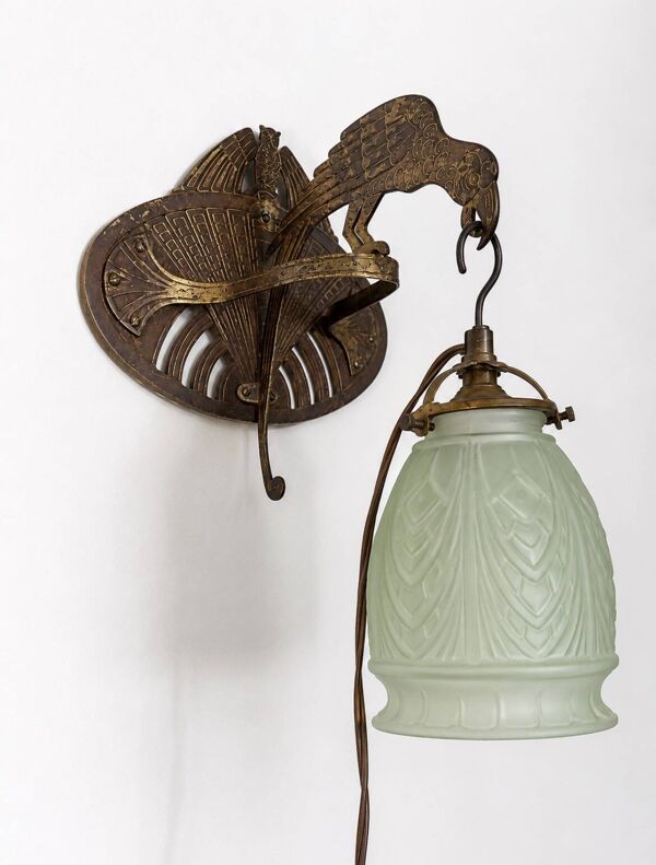 Applique art déco perroquet en métal – luminaire mural atypique