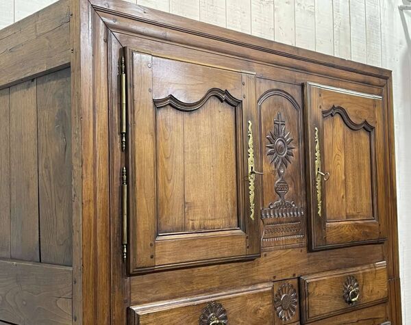 Buffet 4 portes Breton XIXème en châtaignier