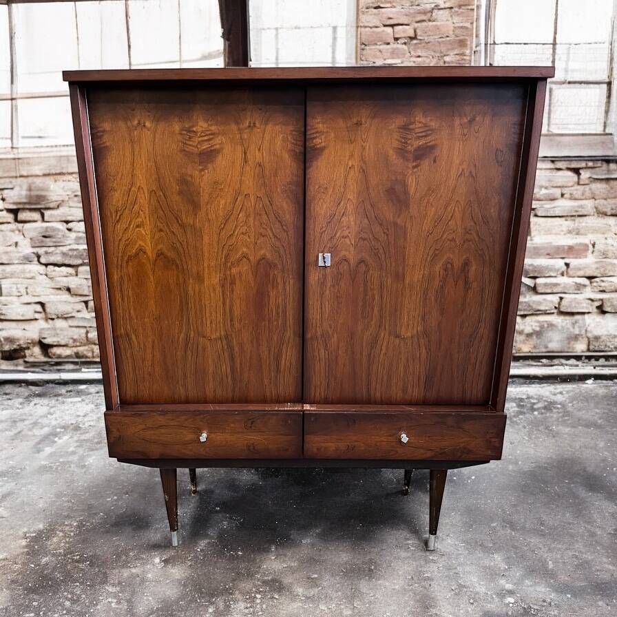 Vintage wooden wardrobe / retro wardrobe