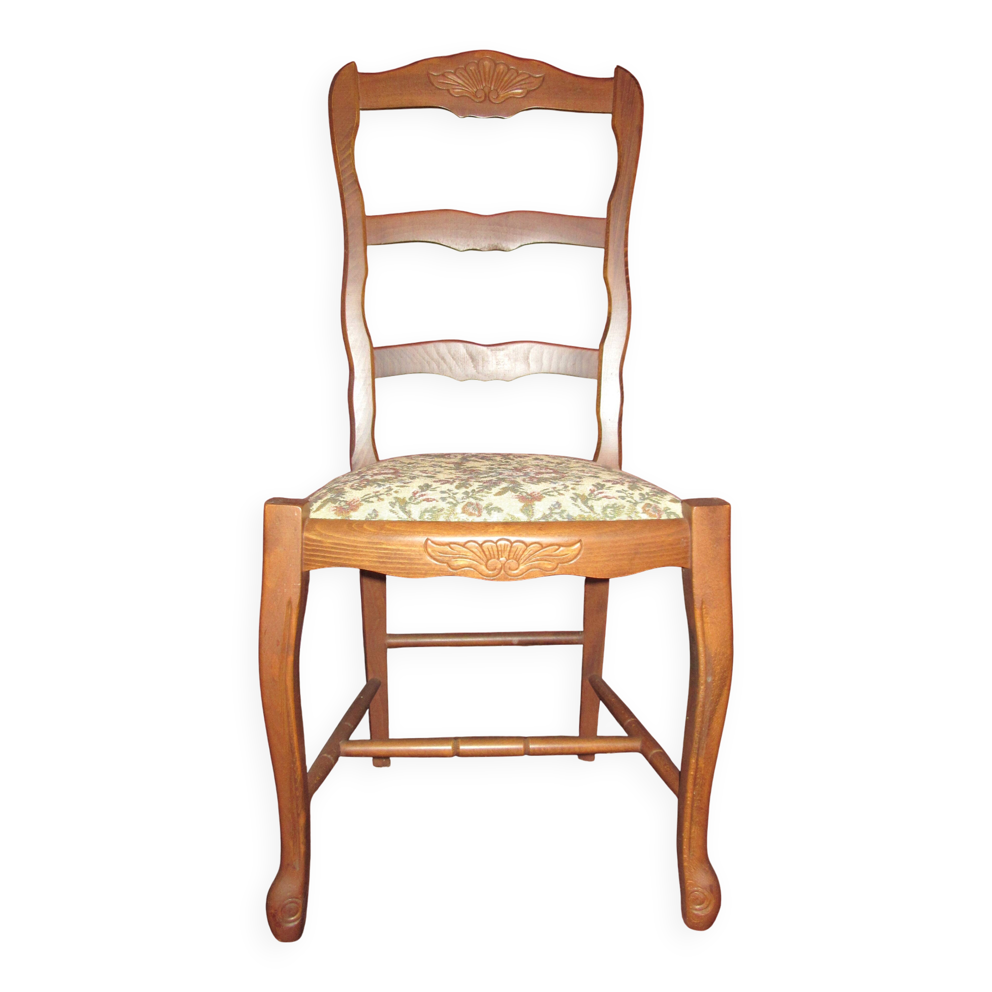 Set of 2 wooden chairs