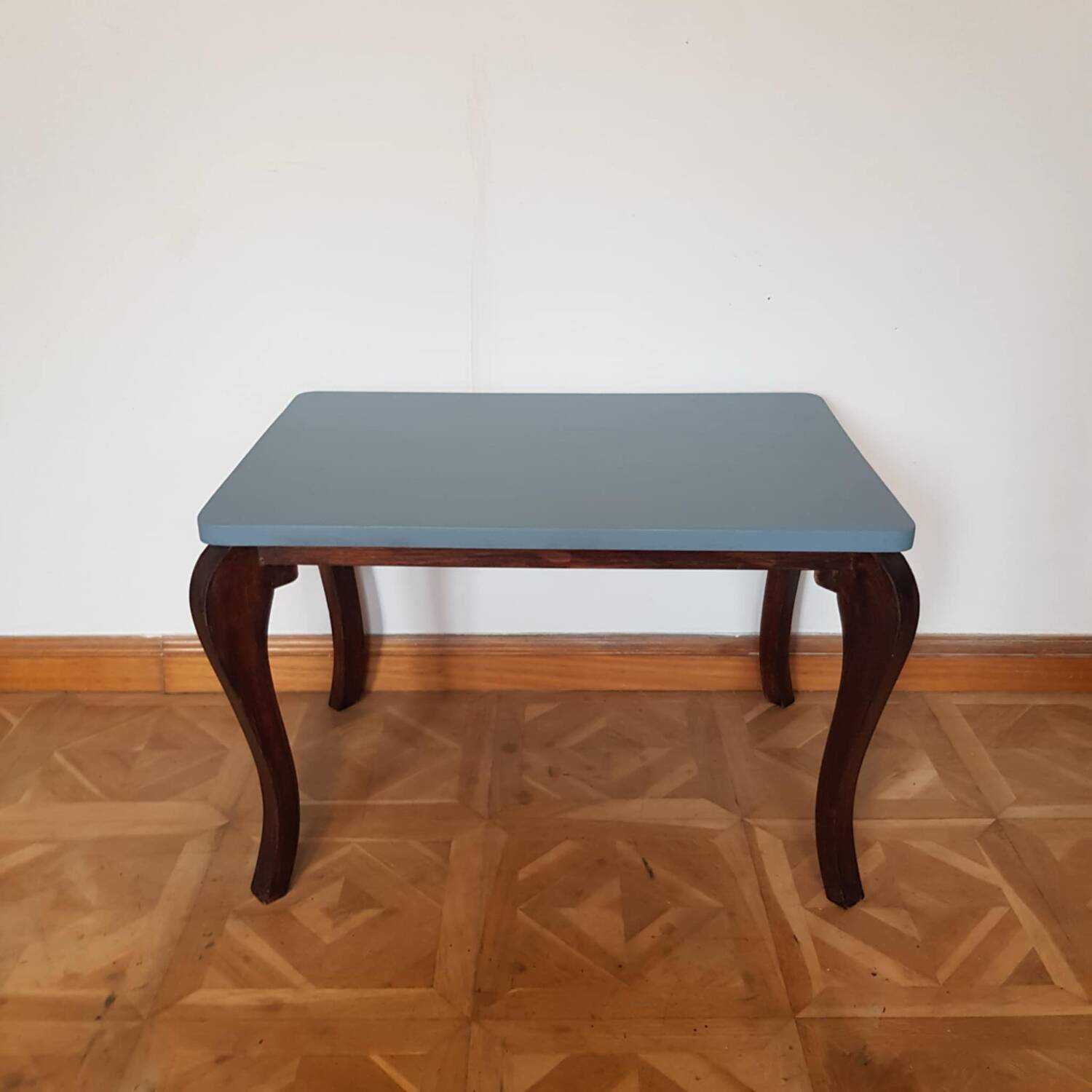 Art Deco coffee table in raw wood and blue zinc