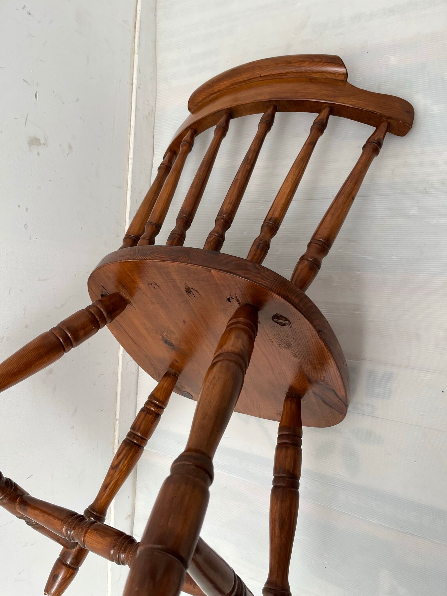 4 chaises western de saloon vintage 1970-1980