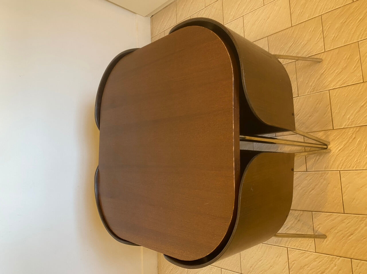 Table & chairs fusion by Sandra Kragnert for Ikea