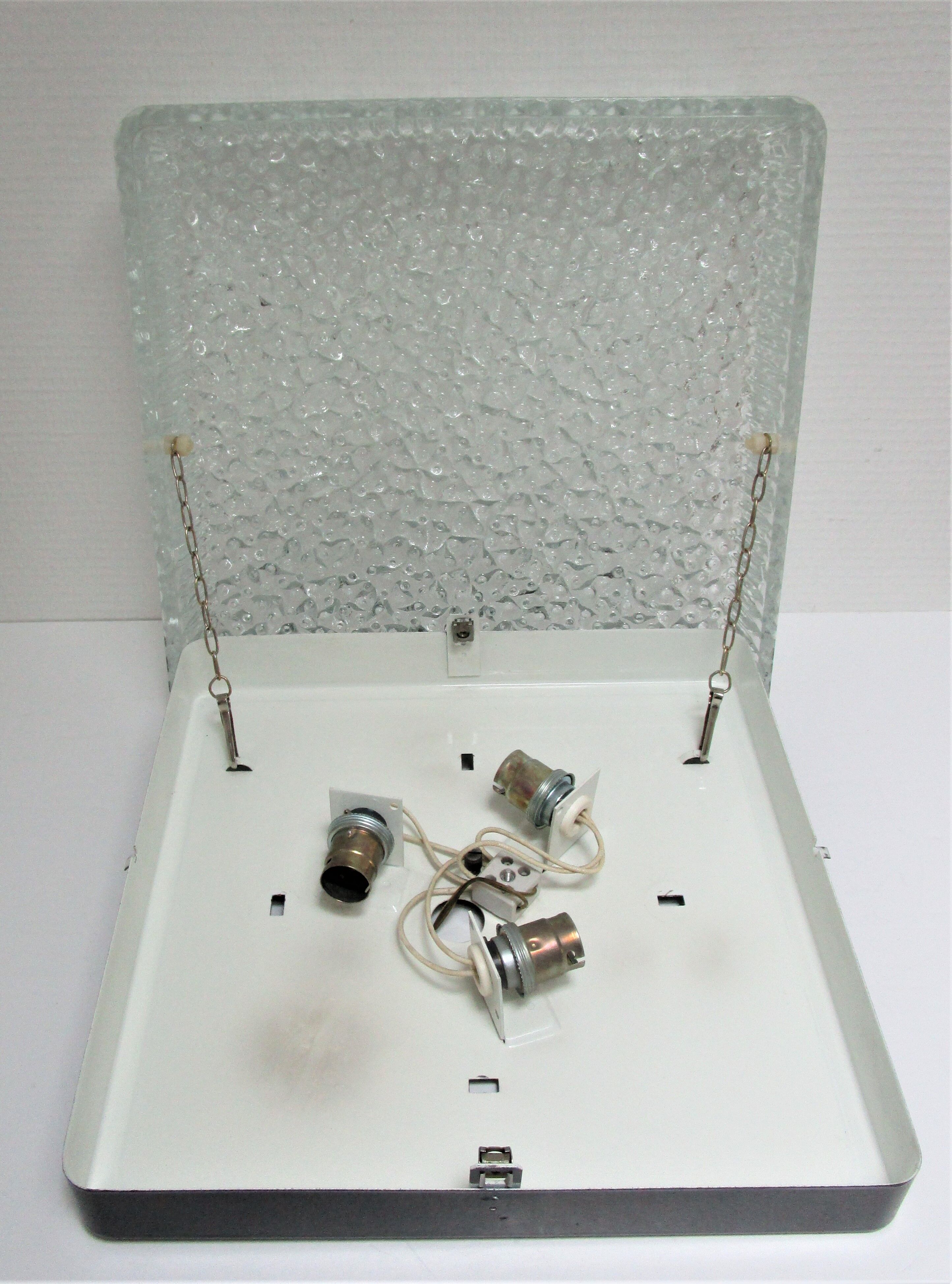 Apply Holophane XL square thick molded glass design 60 / 70 33 cmx33 cm