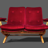 2-seater red velvet sofa end of 1970