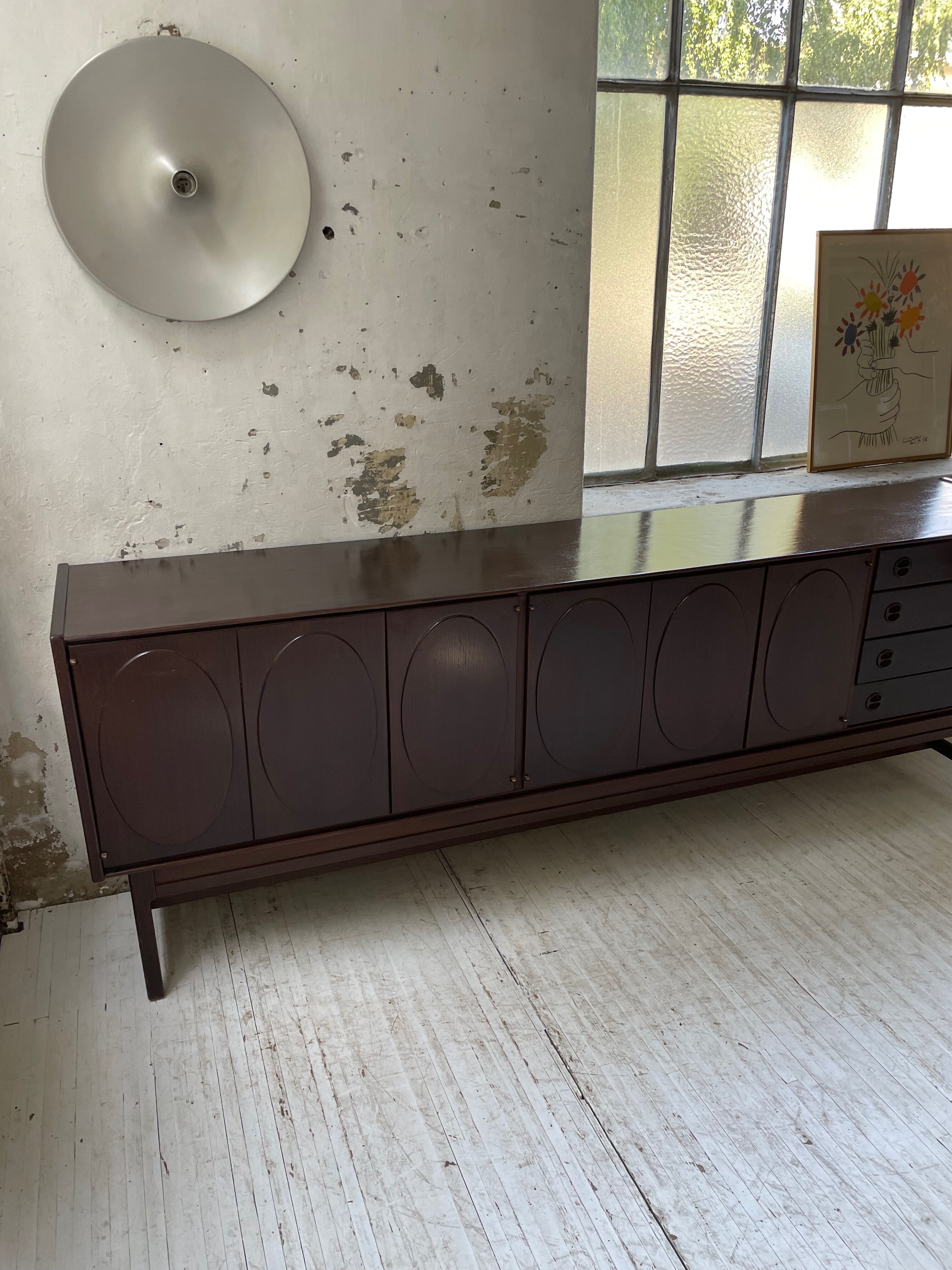 Walnut row Roche Bobois 240 cm
