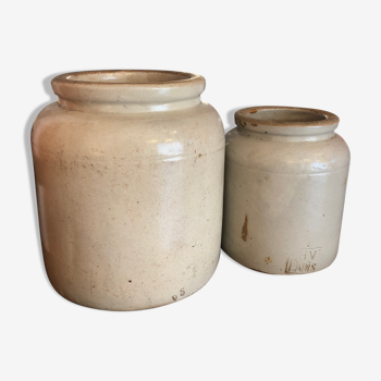 Sandstone pots