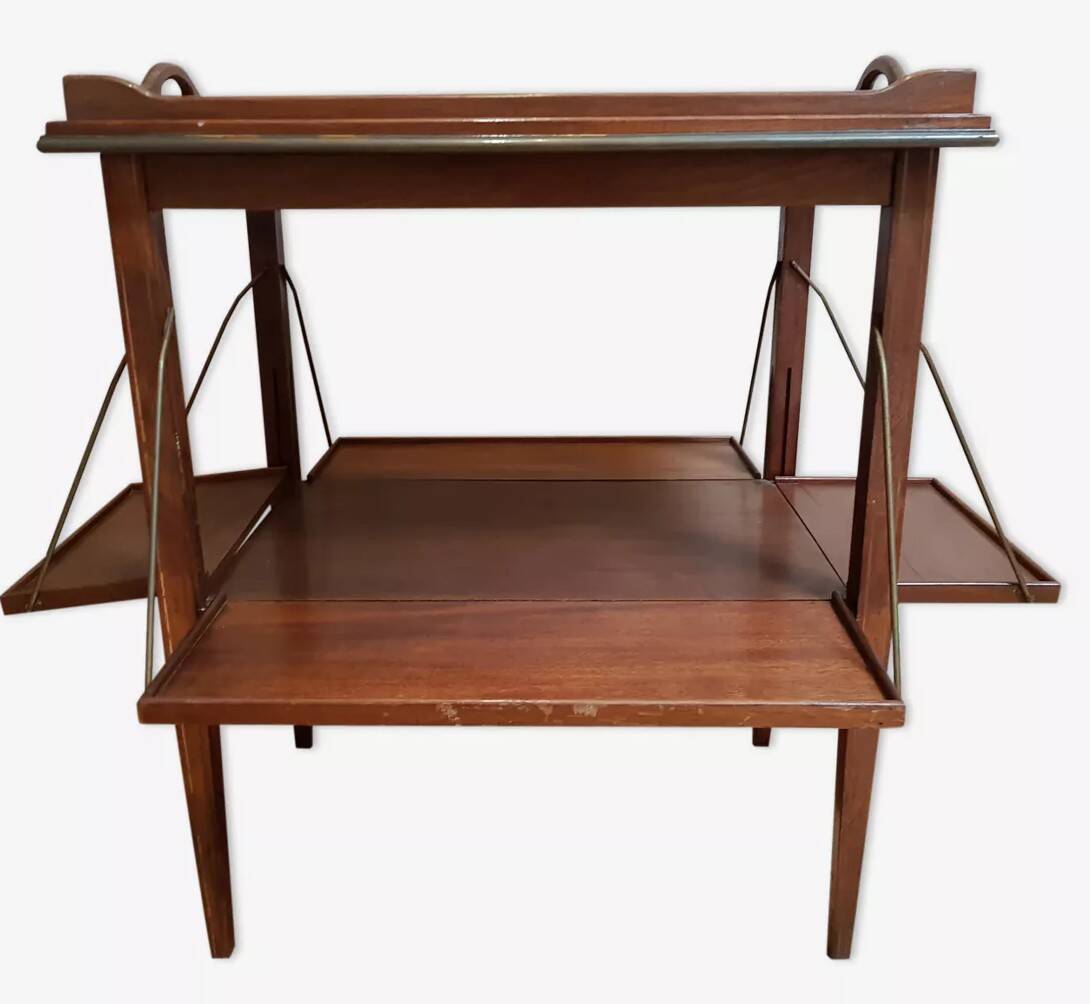 English mahogany table for tea and coffee, tray, very practical.