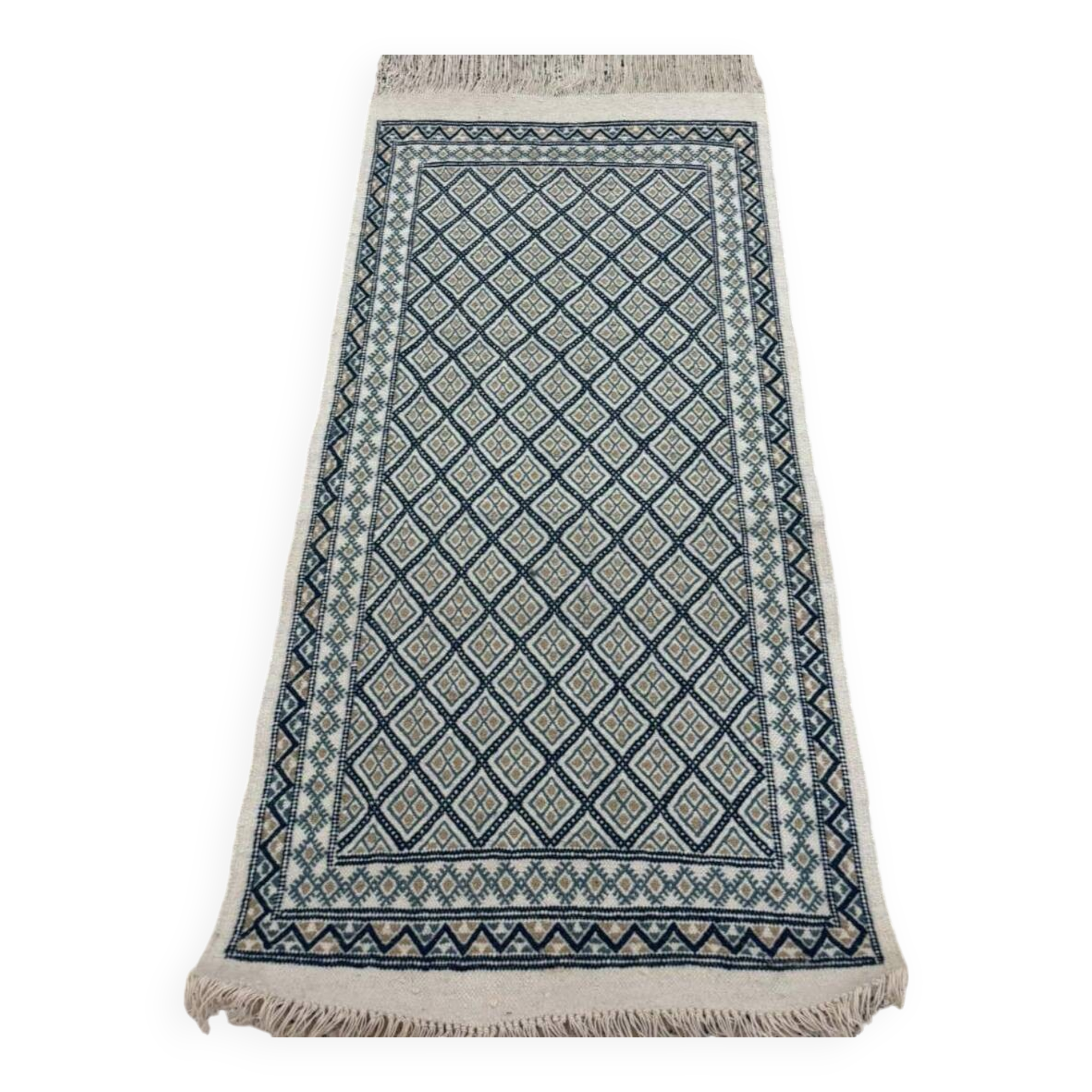 Handmade margoum rug in natural wool of superior quality