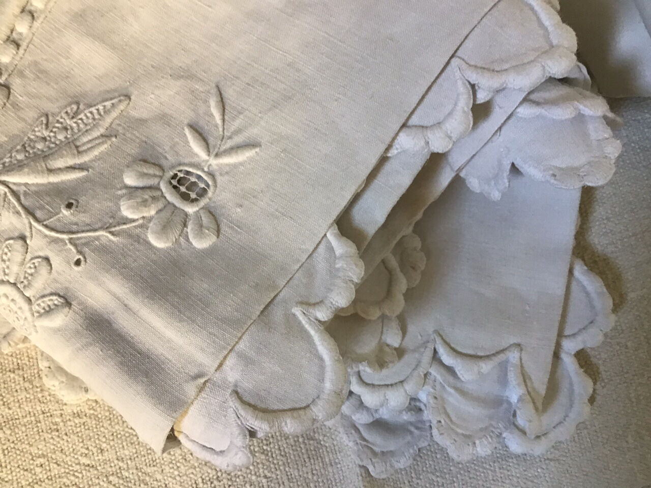 Drap de lin brodé fin 19eme