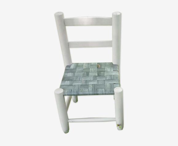 Chaise enfant en bois et assise en chambre à air recyclée
