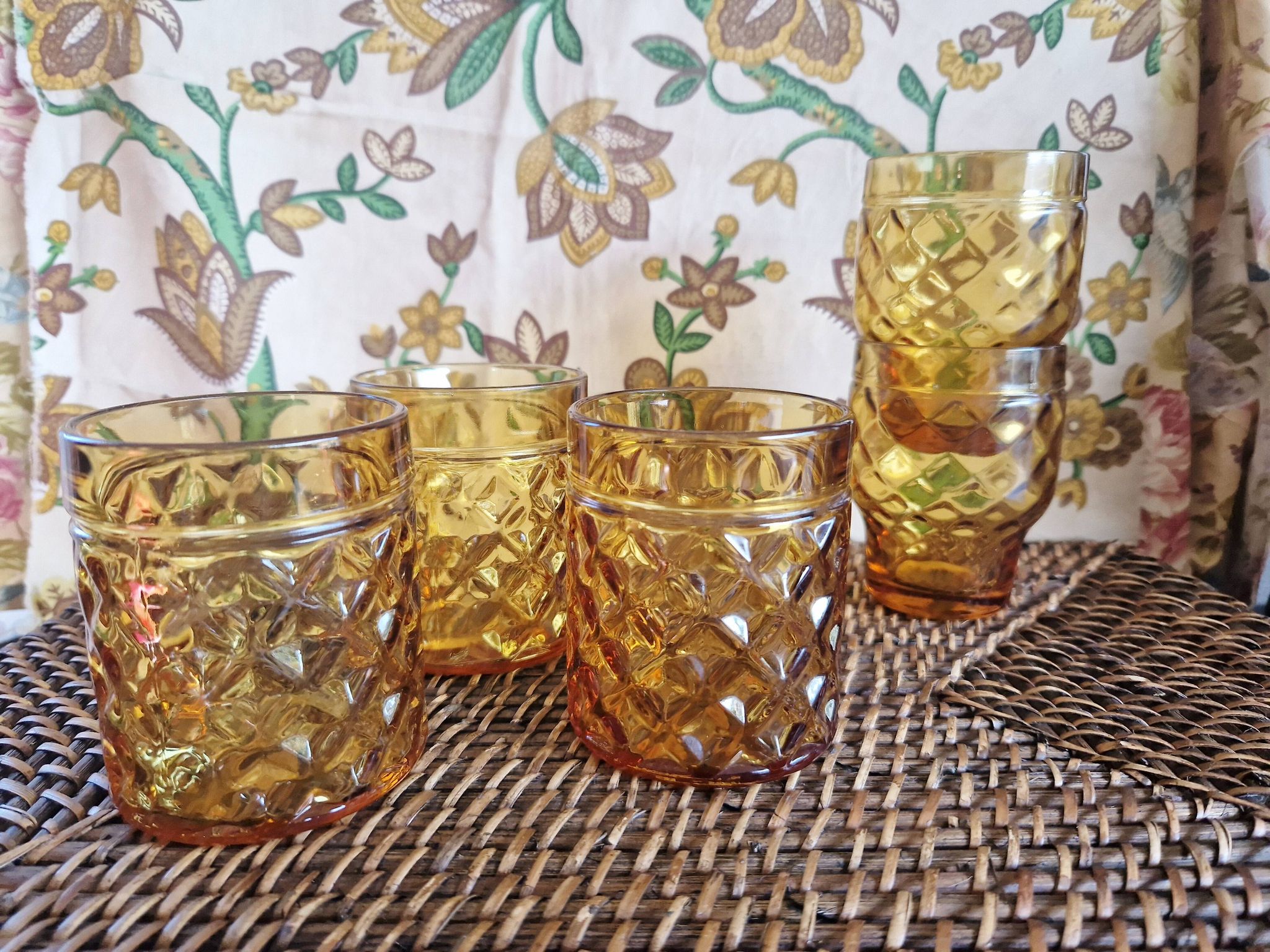 Set of 5 vintage glasses in amber yellow glass pernod france 2 assorted models