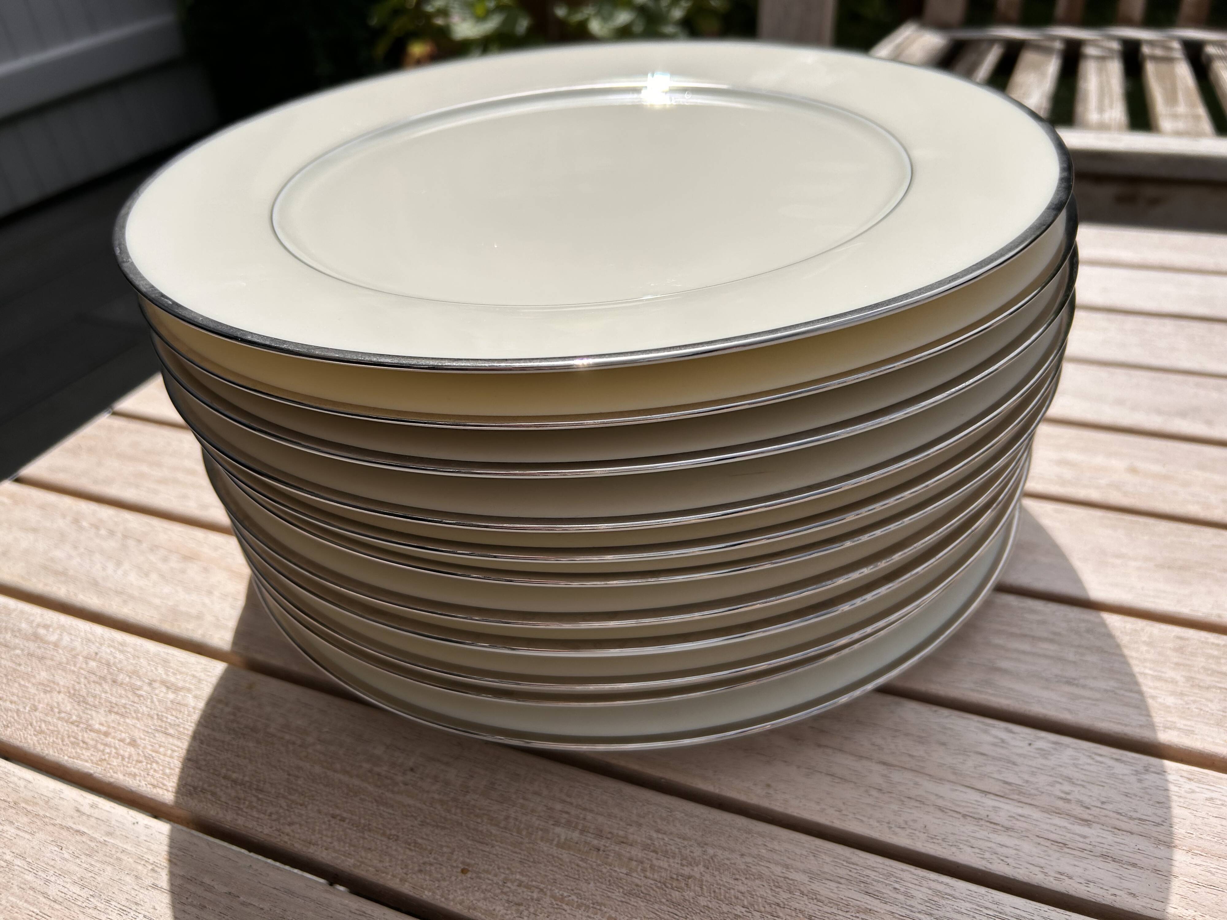 Large Tharaud plates in Limoges porcelain