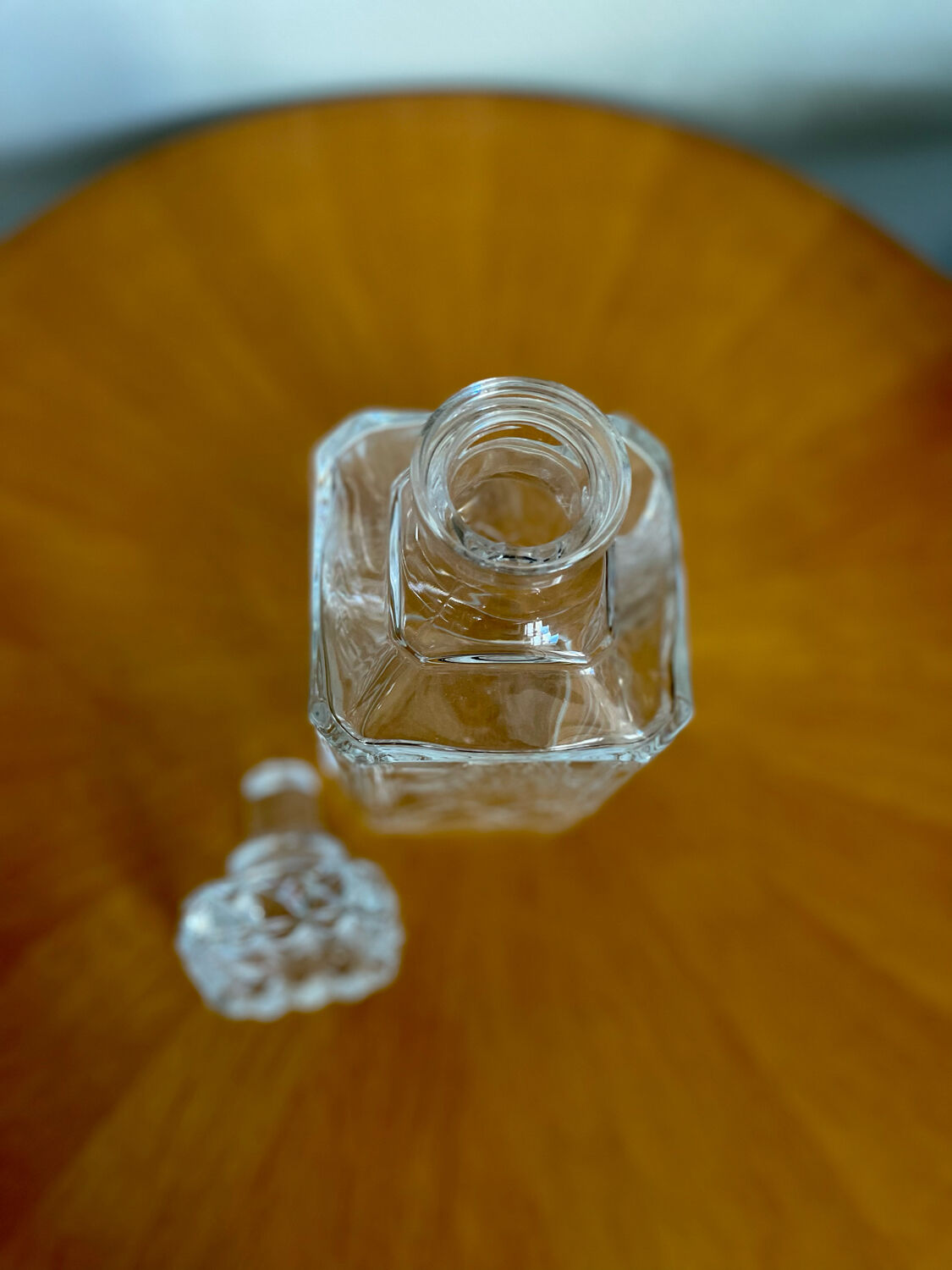 Glass crystal whisky decanter