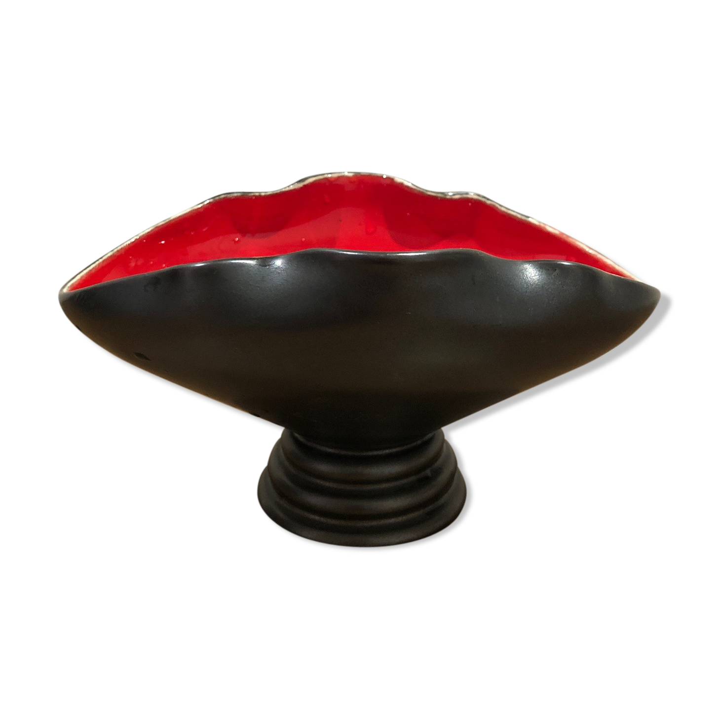 Red and black trinket bowl of the 50s