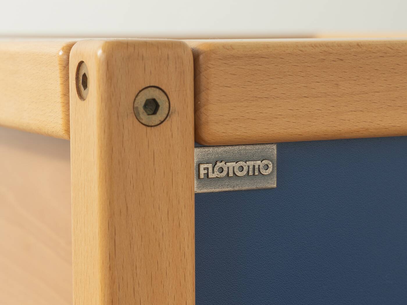 4x commodes Flötotto