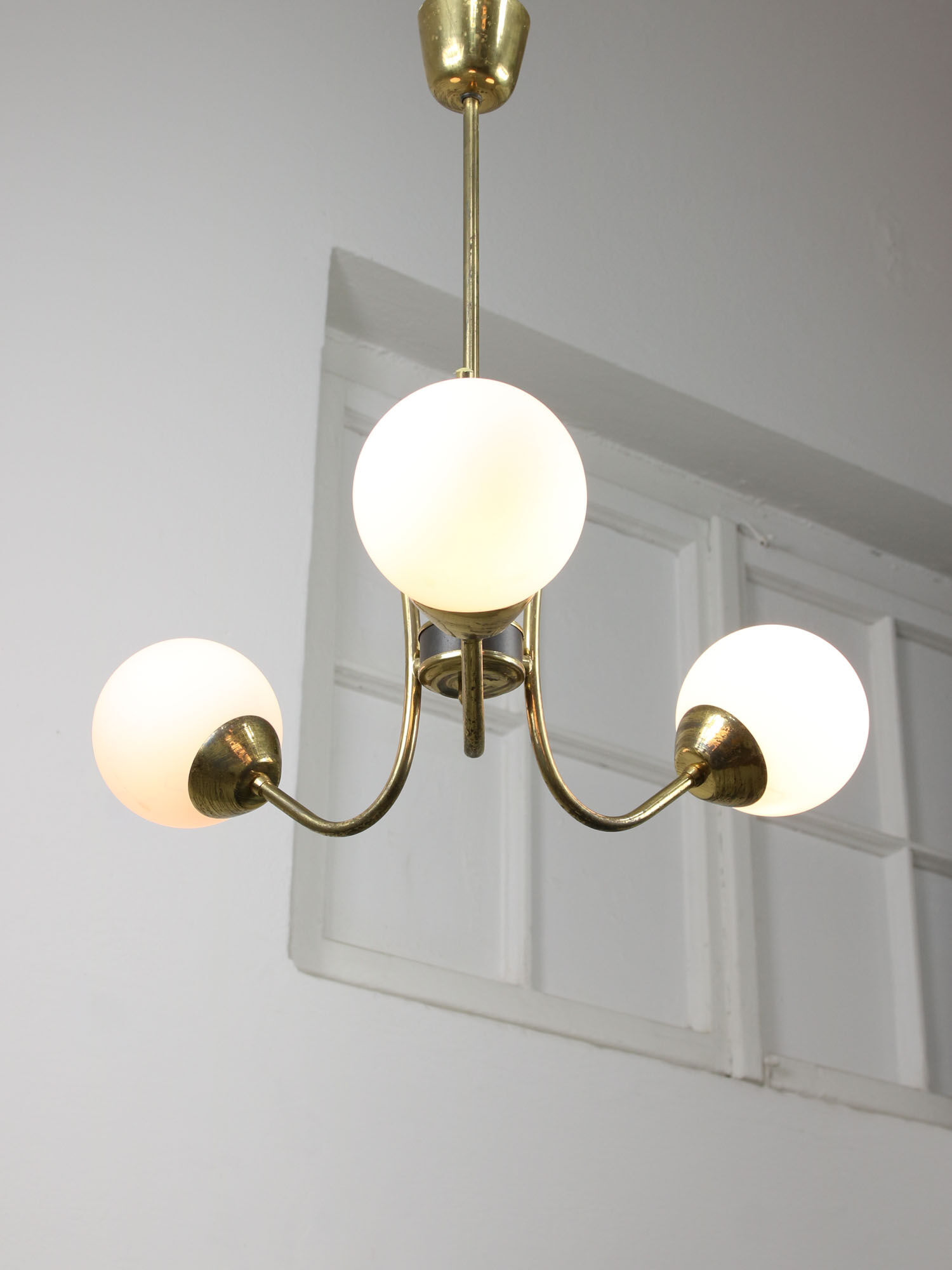 Italian Mid-century Brass and Opaline Glass Chandelier
