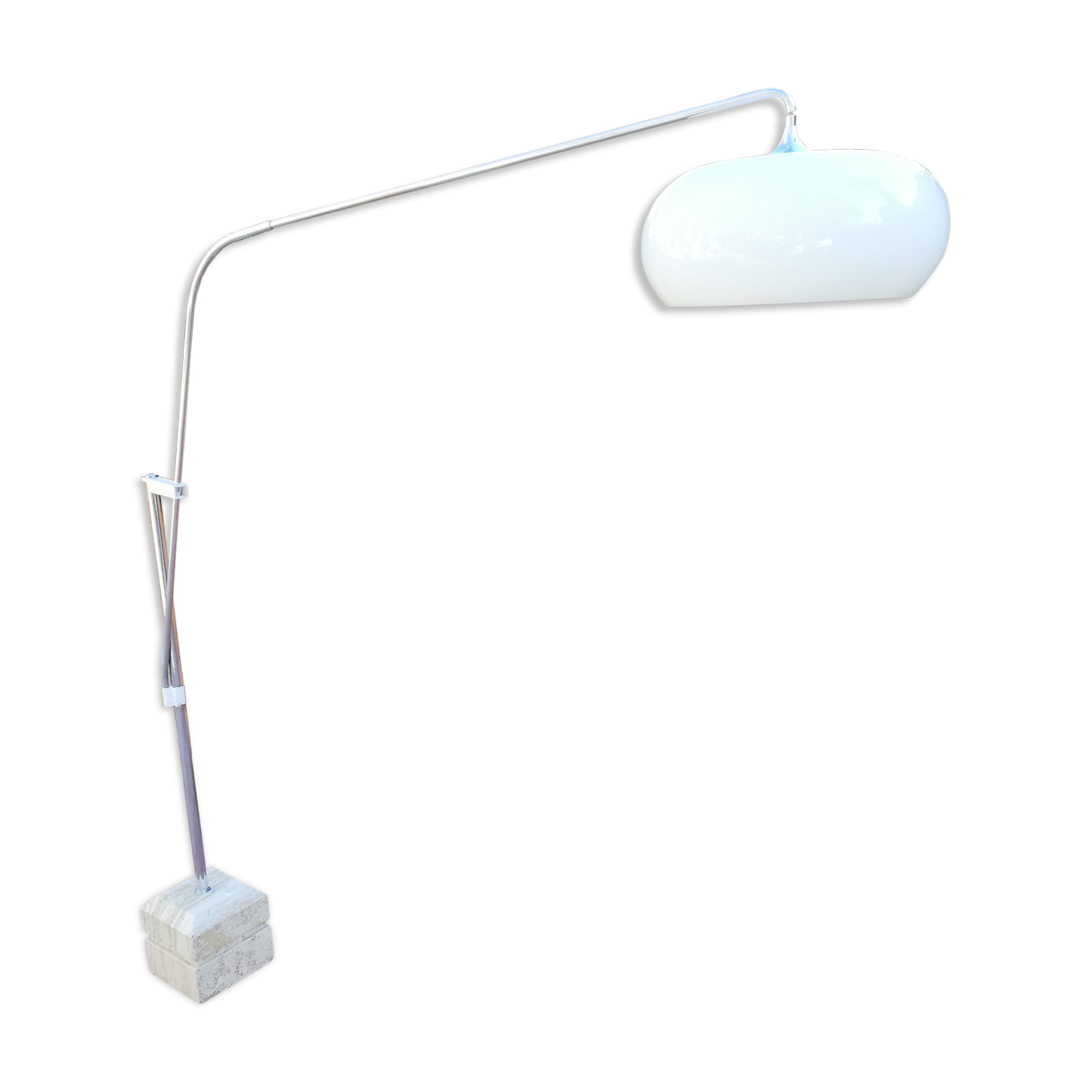 Italian Streetlight style "arc" a remote arm