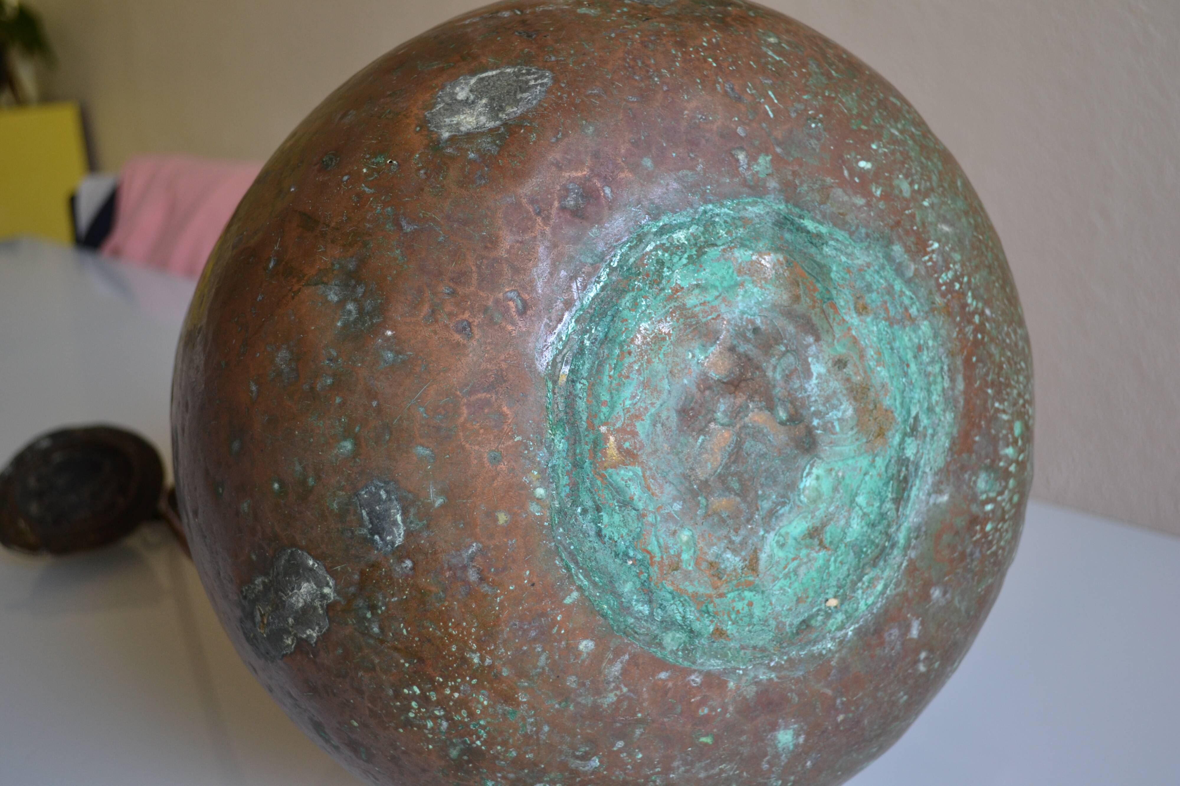 old large red copper cocklemar