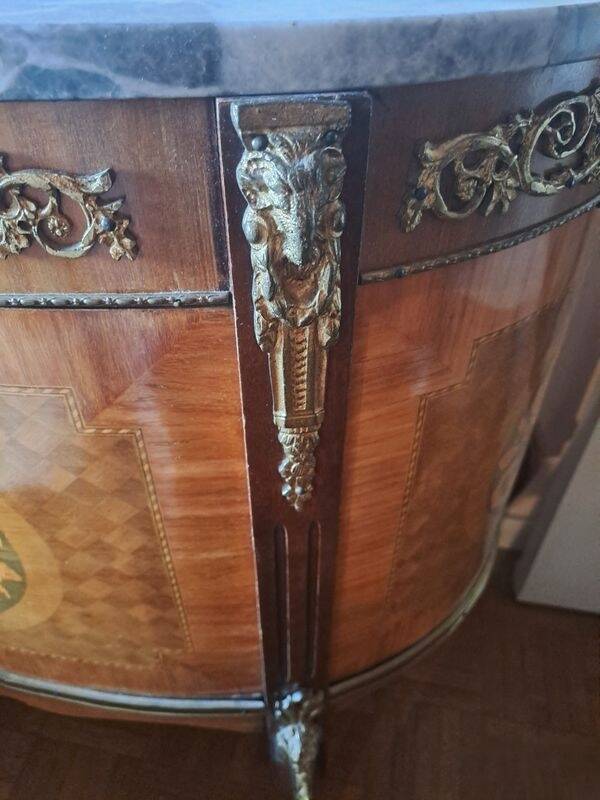 Rounded furniture in Louis XV style