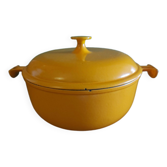 Le Creuset casserole dish large model, La mama Enzo Mari (number 26)