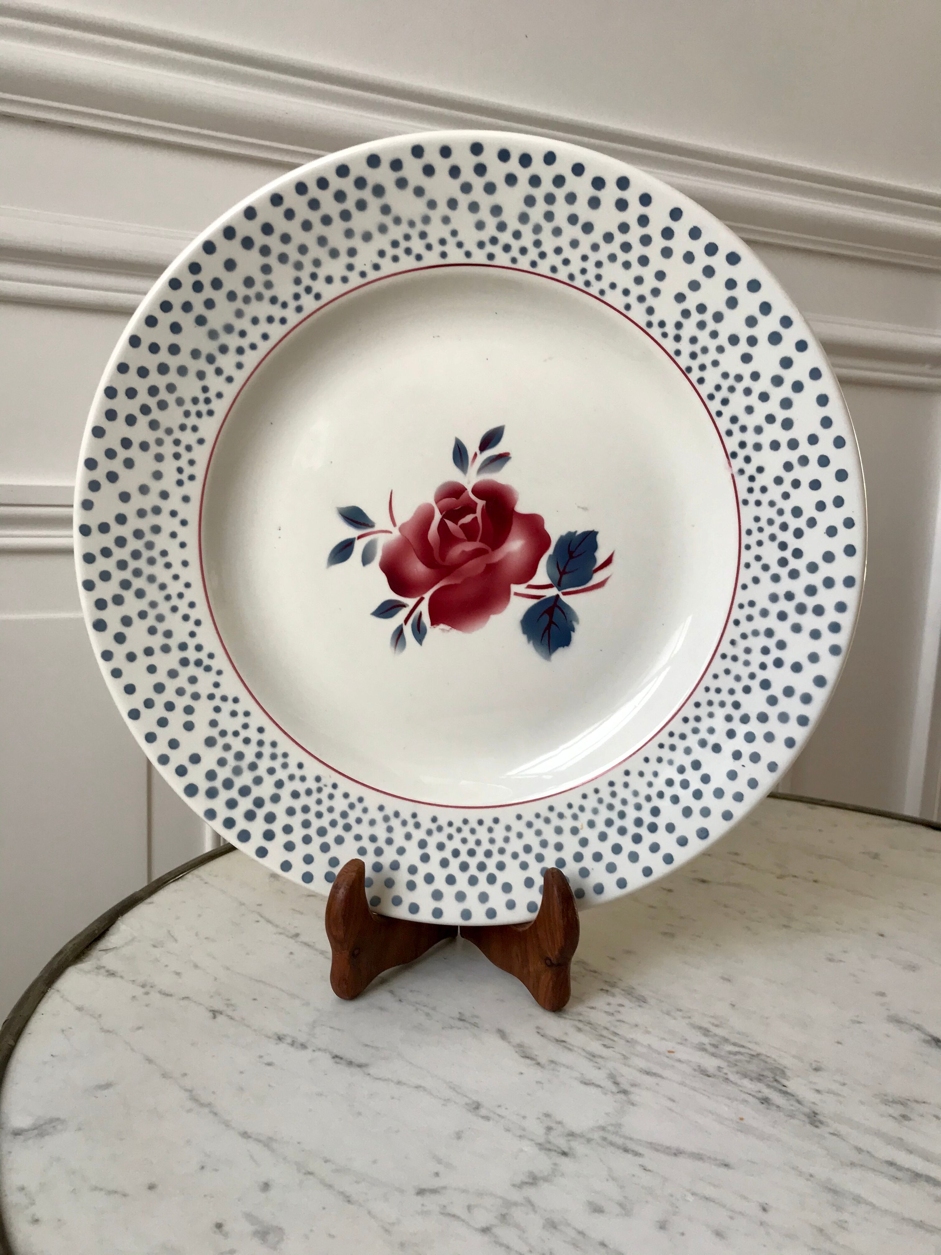 Dish Digoin Sarreguemines model "Renée" years 30-40