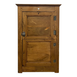 Armoire campgne brutaliste - brut