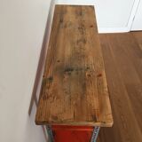 Console / industrial shelf