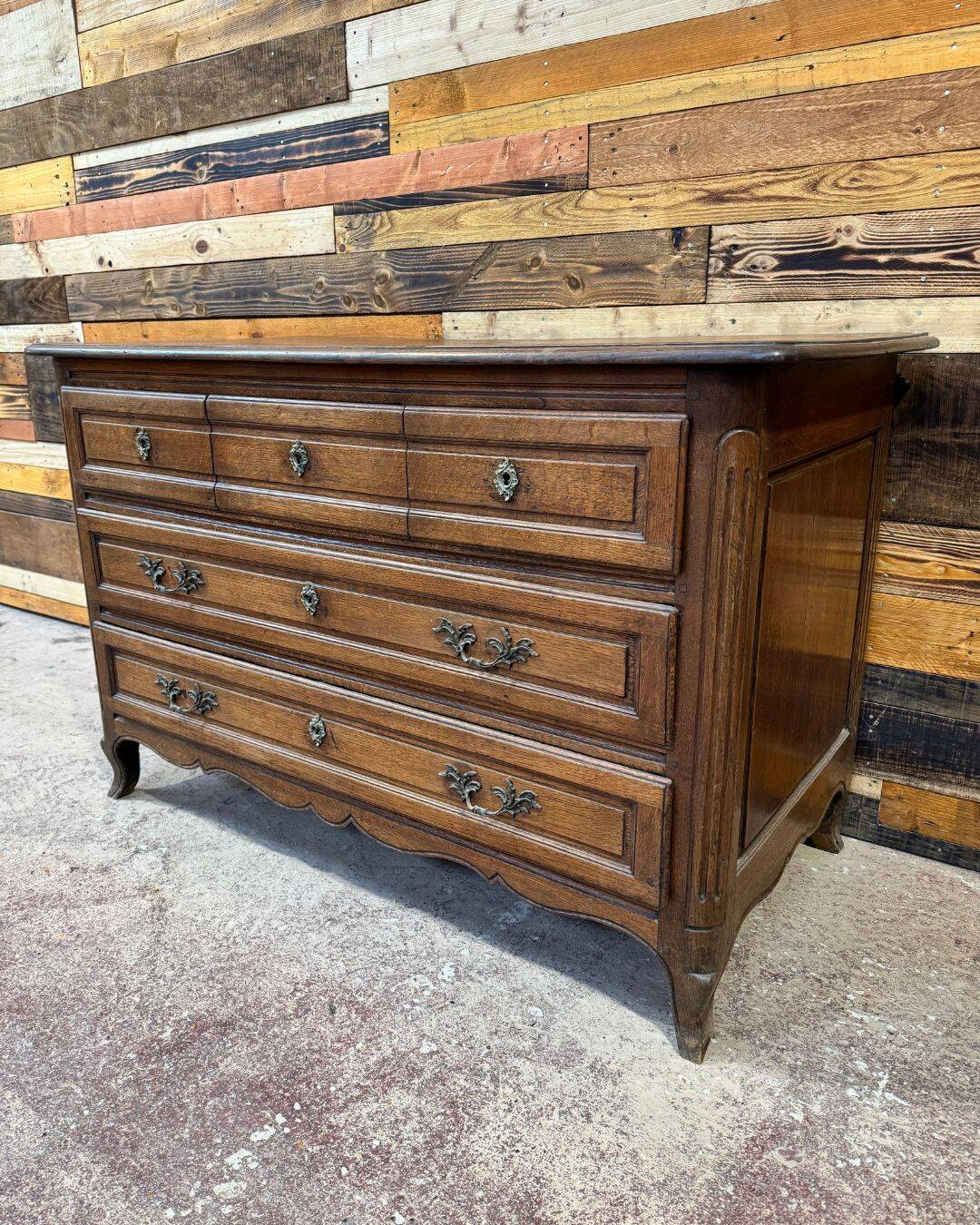 19th-century oak chest of drawers