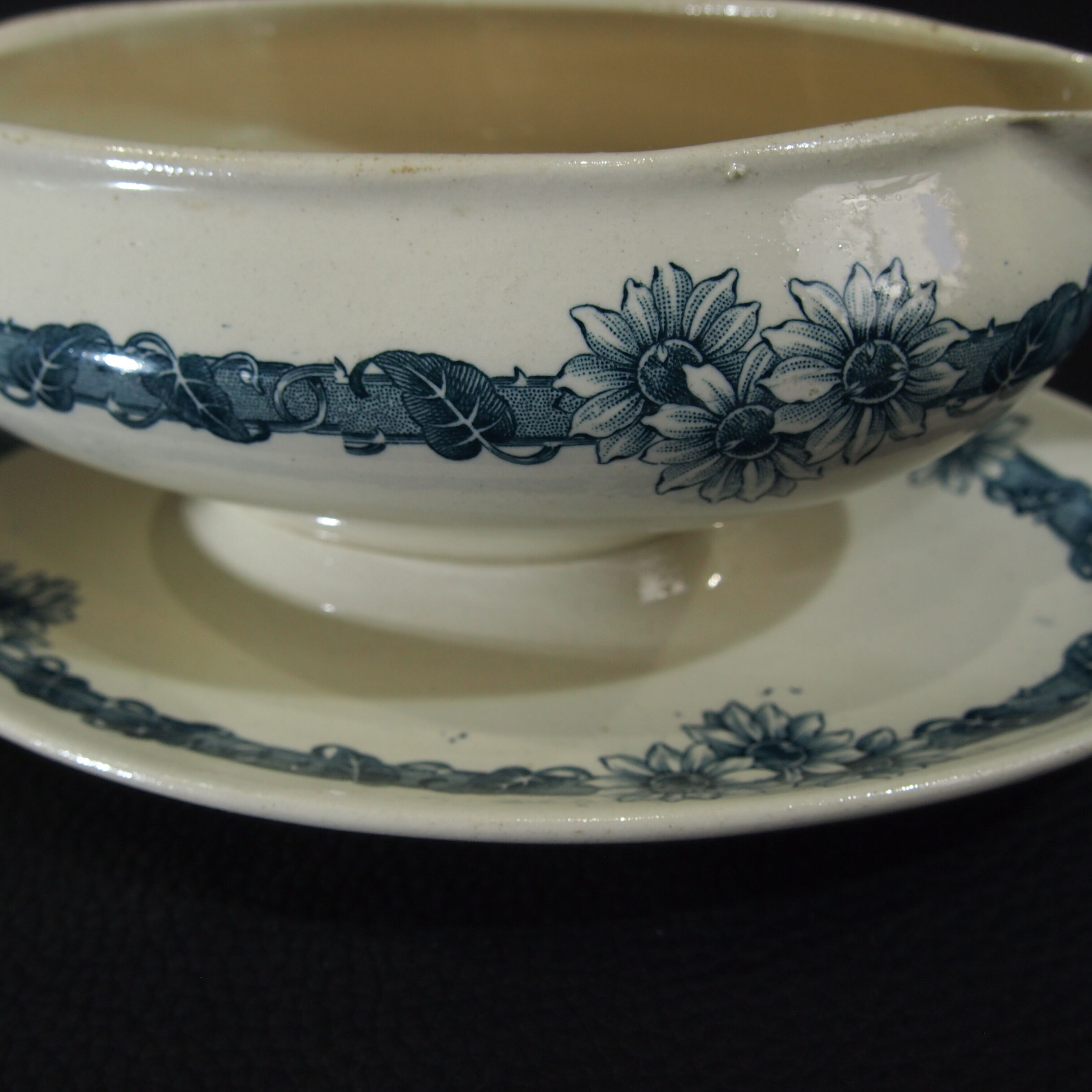 Vintage Longchamp Denise earthenware gravy boat