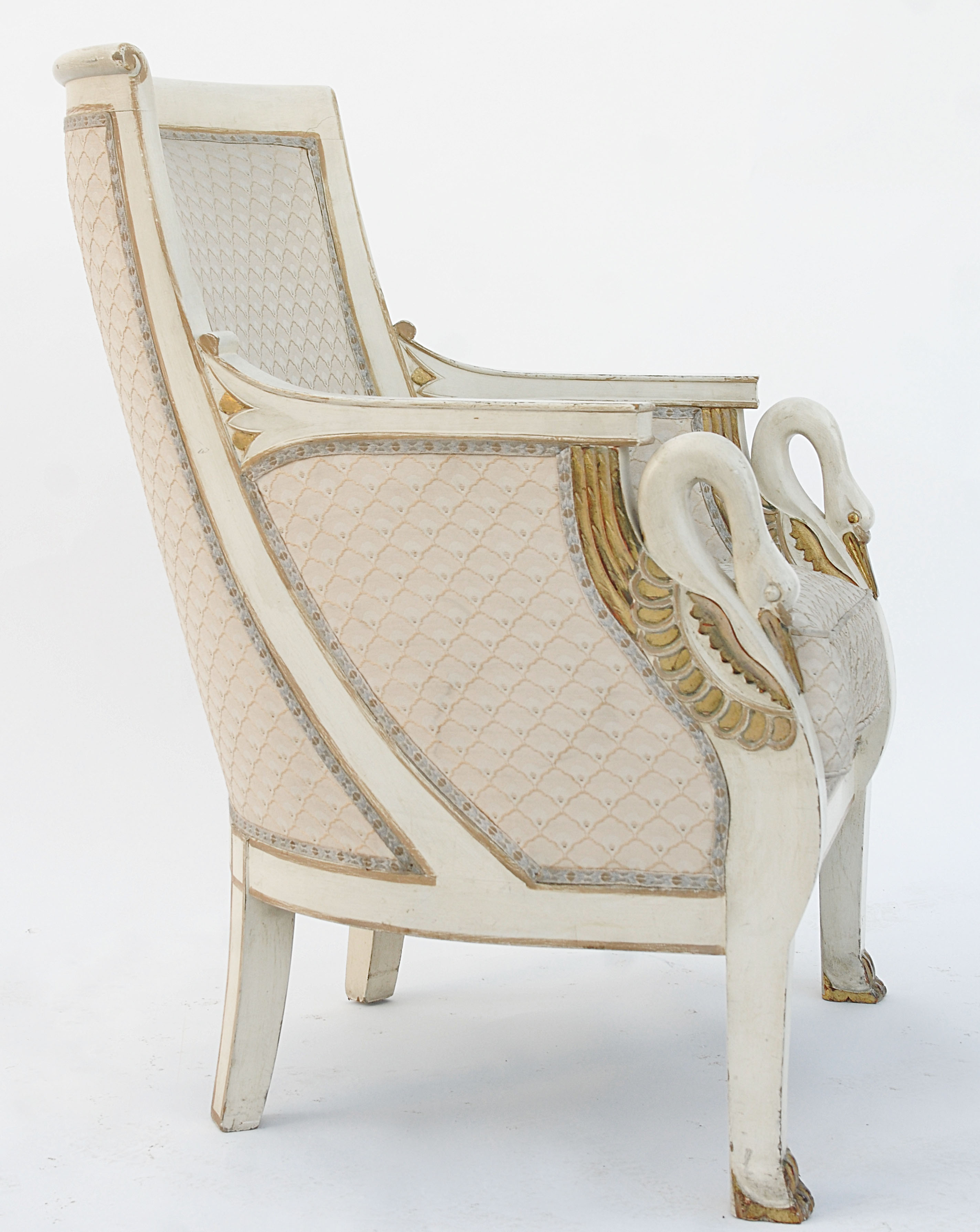 Shepherd's chair in a gondola with swan collars