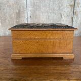 Ancienne Boite À Bijoux En Bois Sculpté Décor Fleurs Vintage