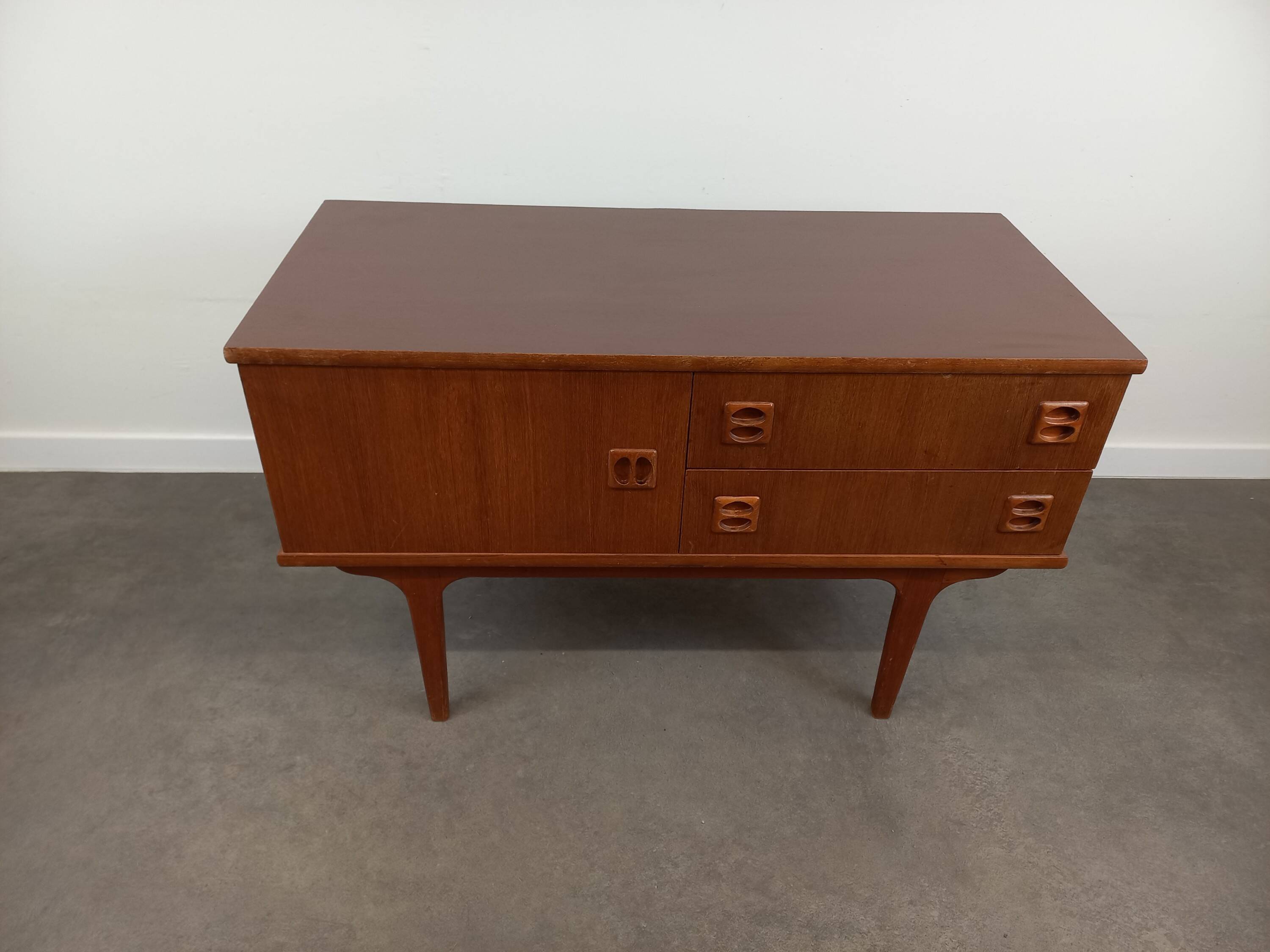Commode scandinave