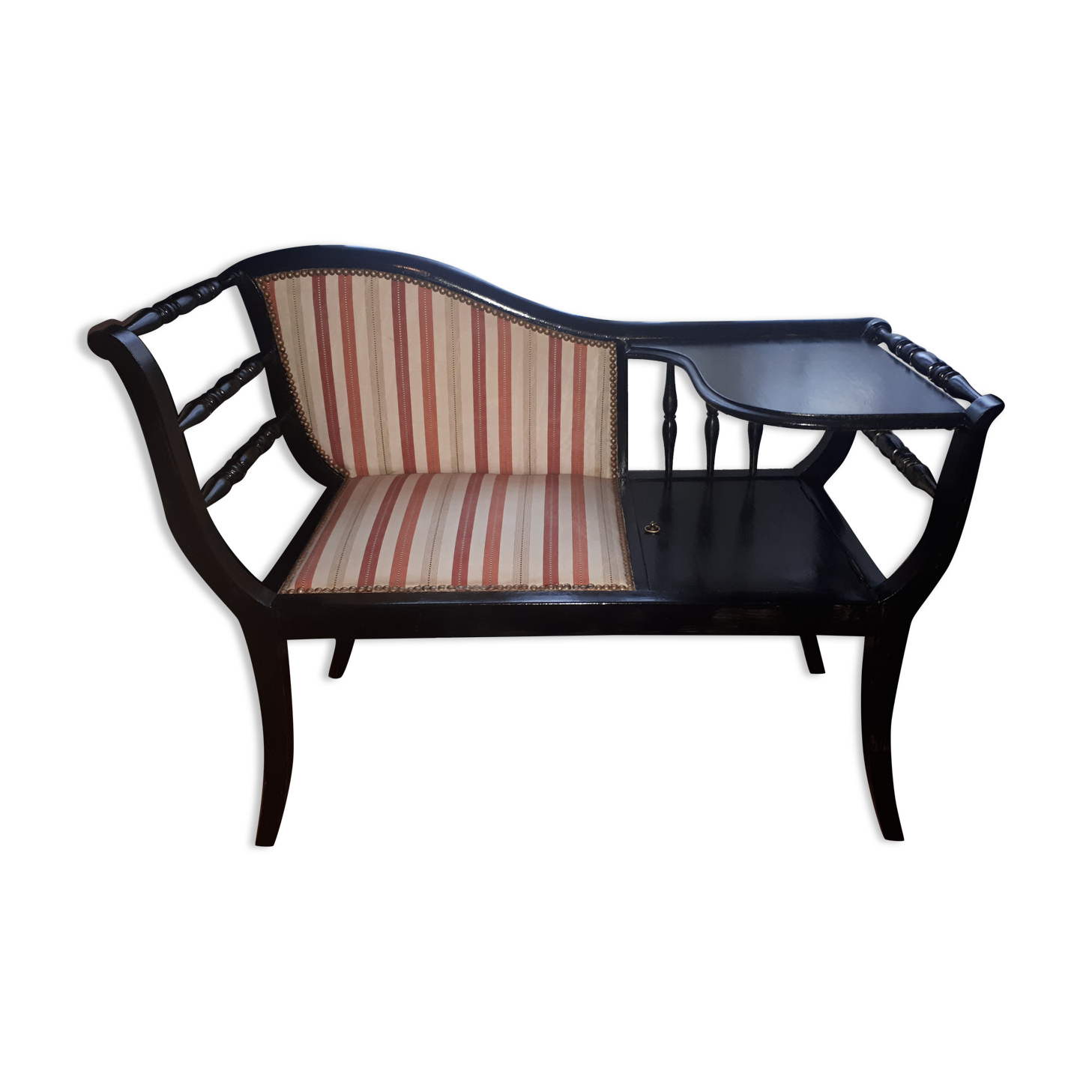 Bench bench telephone