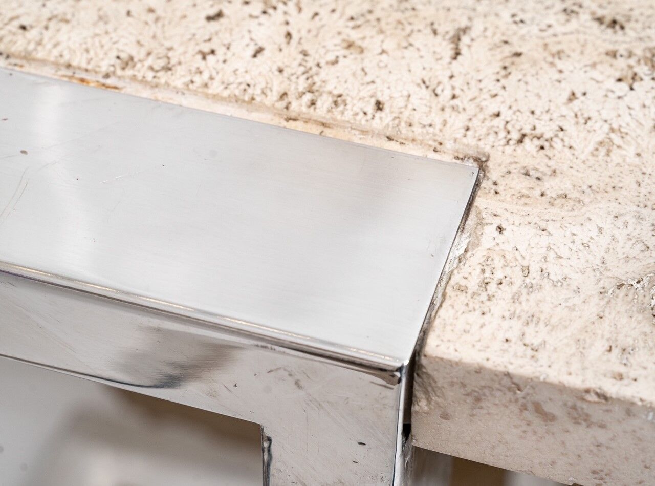 Console en métal chromé et travertin, italie, années 1970