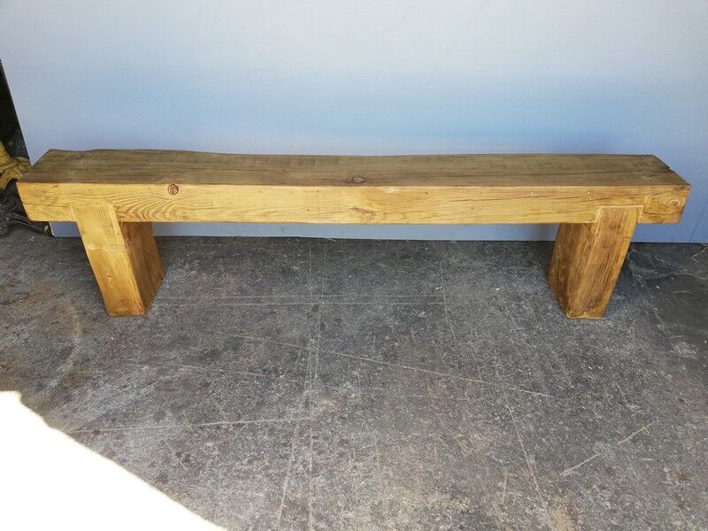 Bench in solid wood