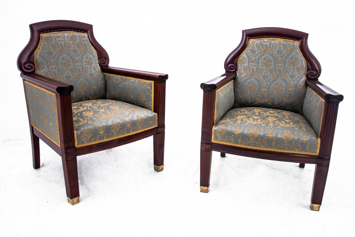 A pair of armchairs, Northern Europe, circa 1870.