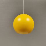 Spherical pendant lamp in sunny yellow.