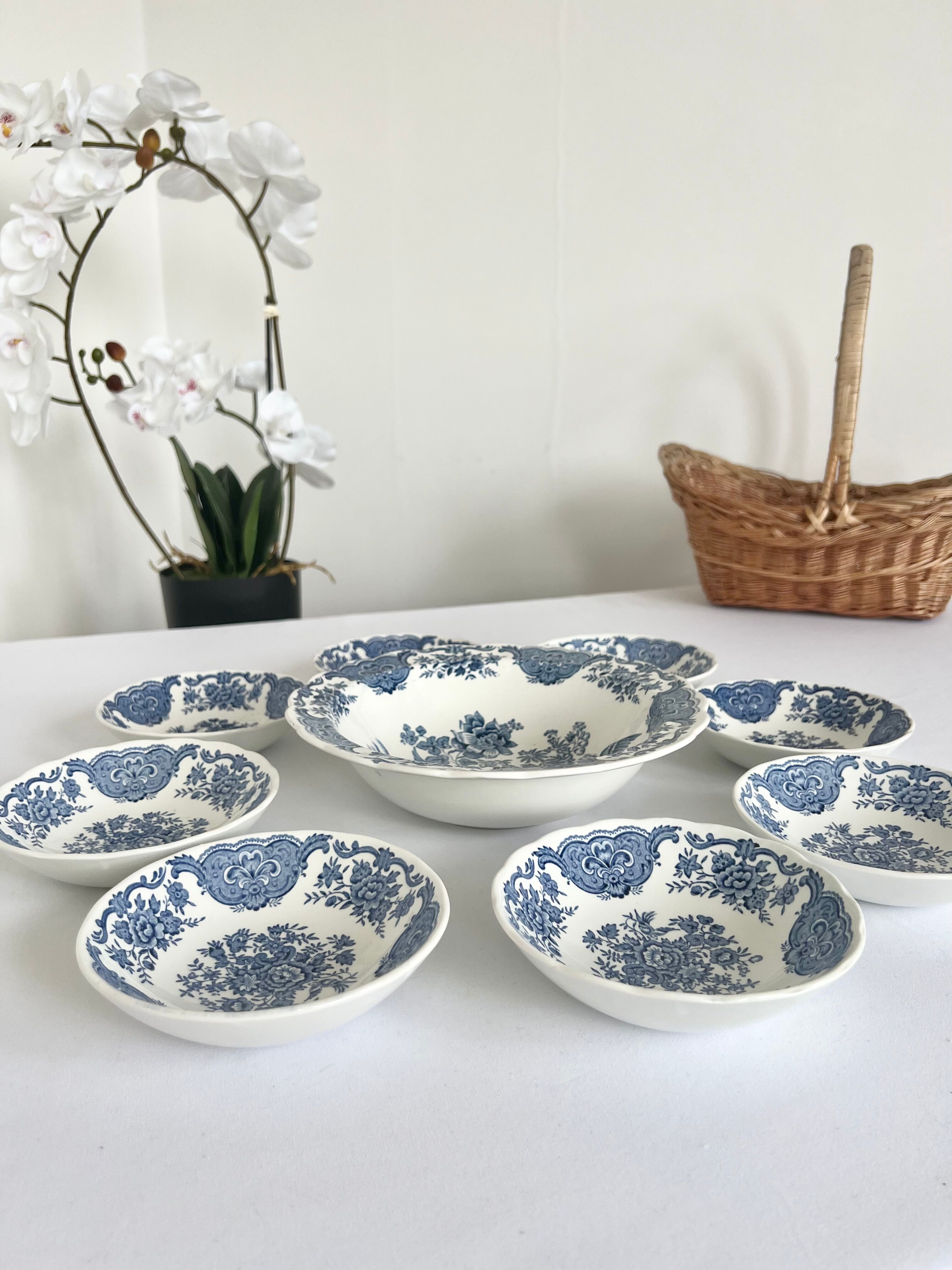 Service Ridgway Staffordshire 8 cups and hollow dishes model Windsor vintage English porcelain