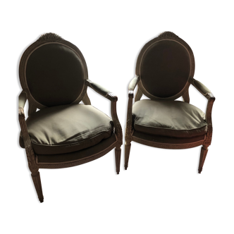 Pair of Louis XVI chairs