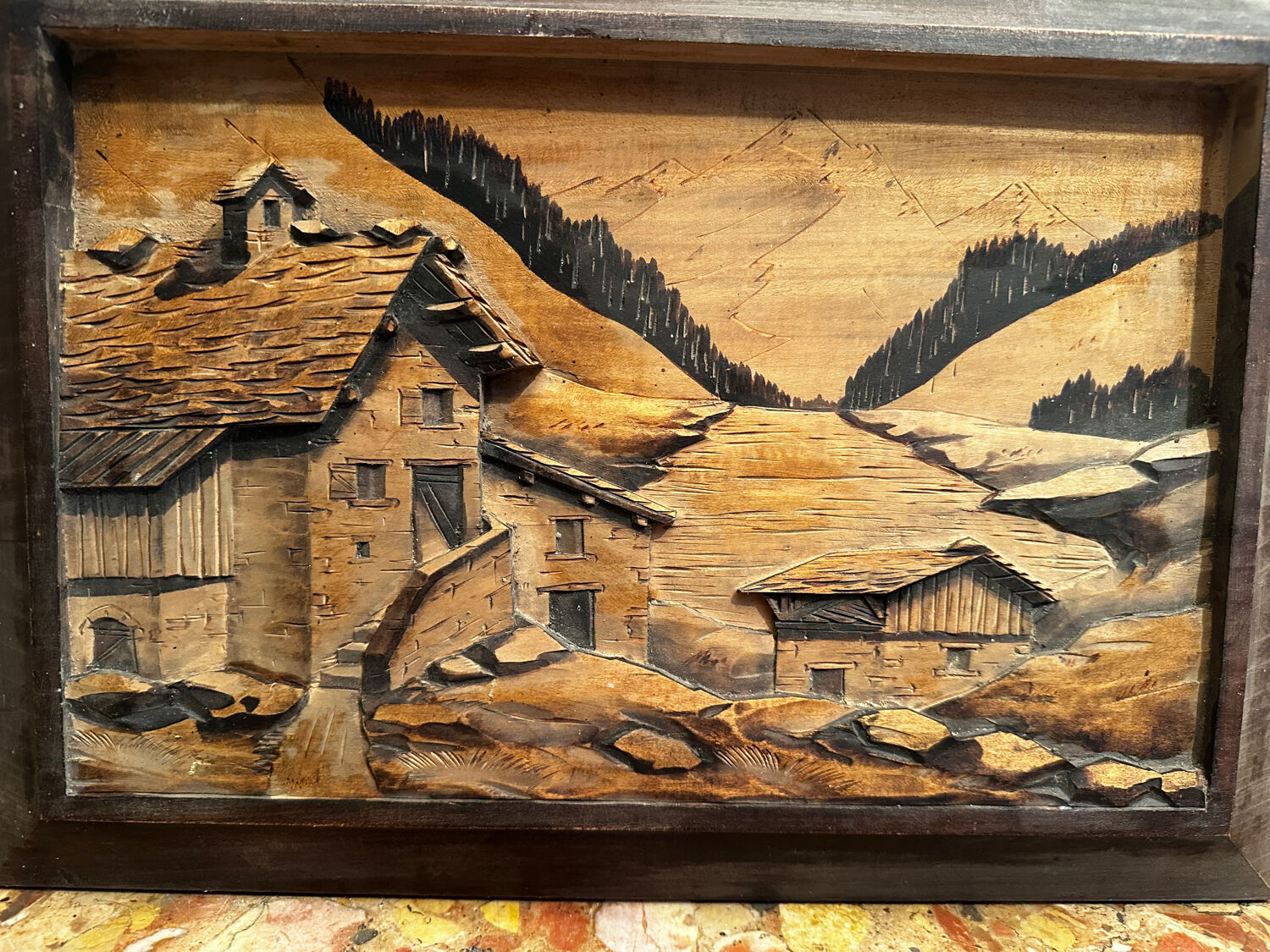 Tableau Alpin vintage années 50 - Sculpté et Pyrogravé - Ambiance Chal
