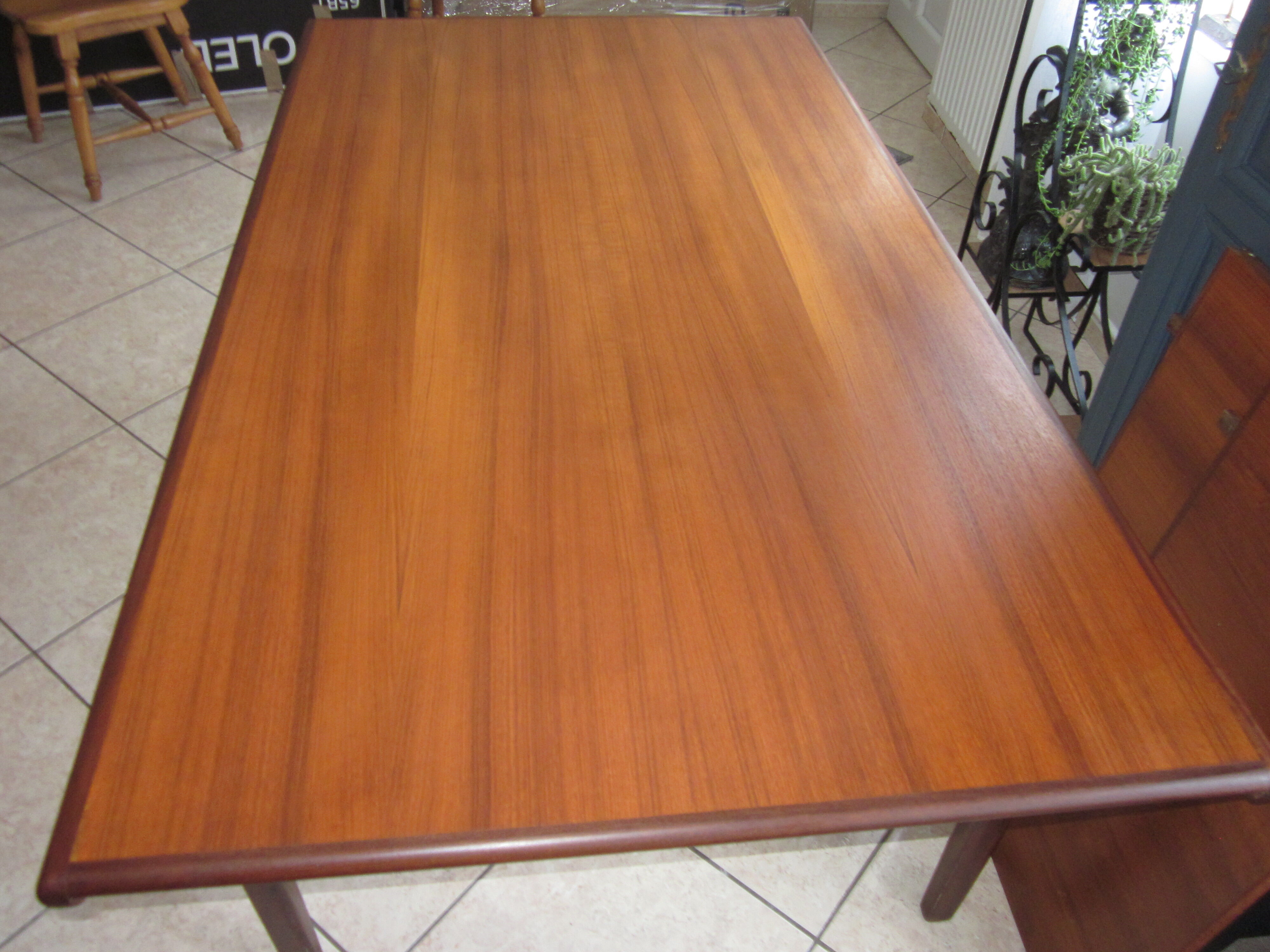Scandinavian teak table with extensions