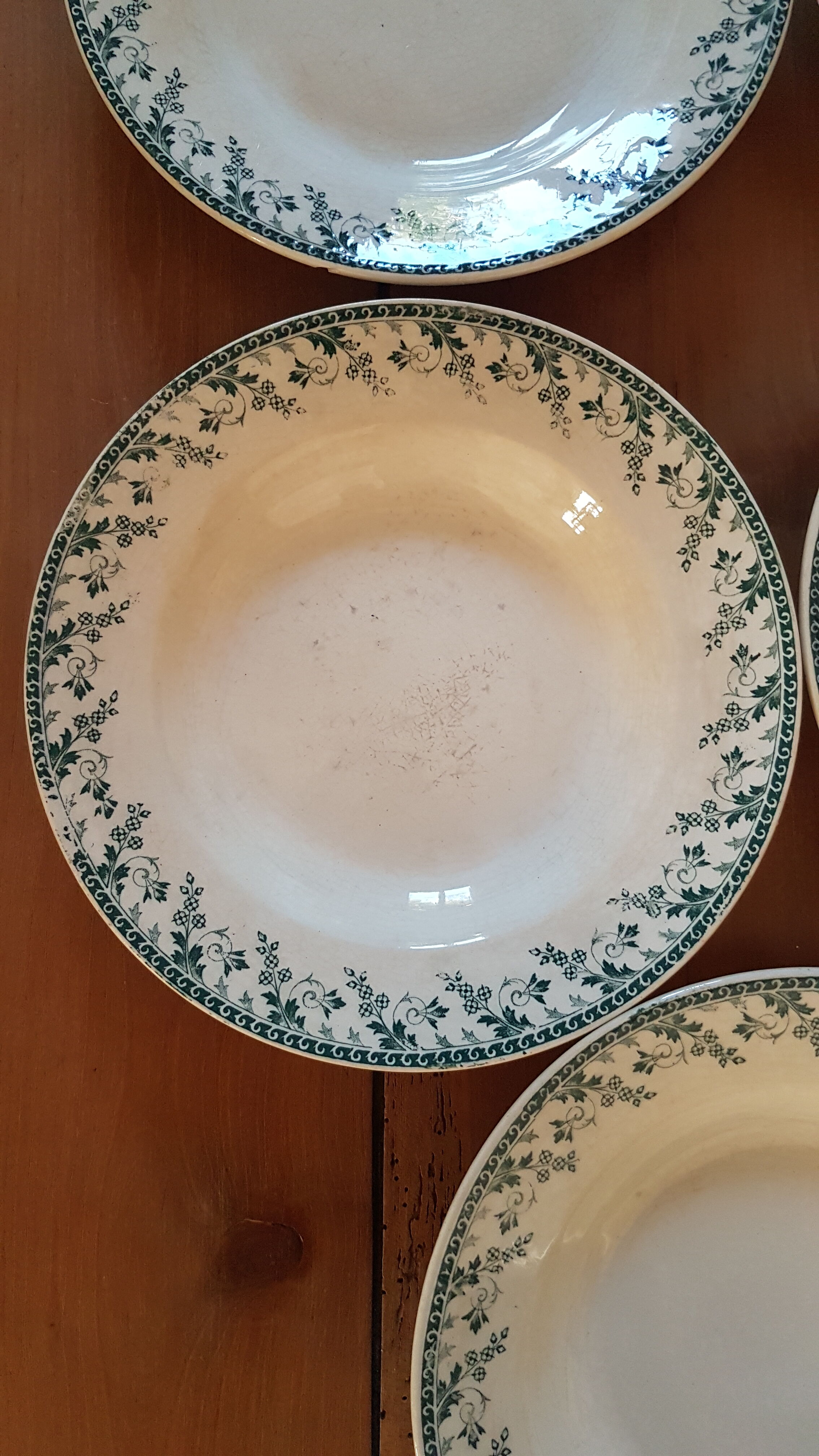 7 Terre de fer hollow plates