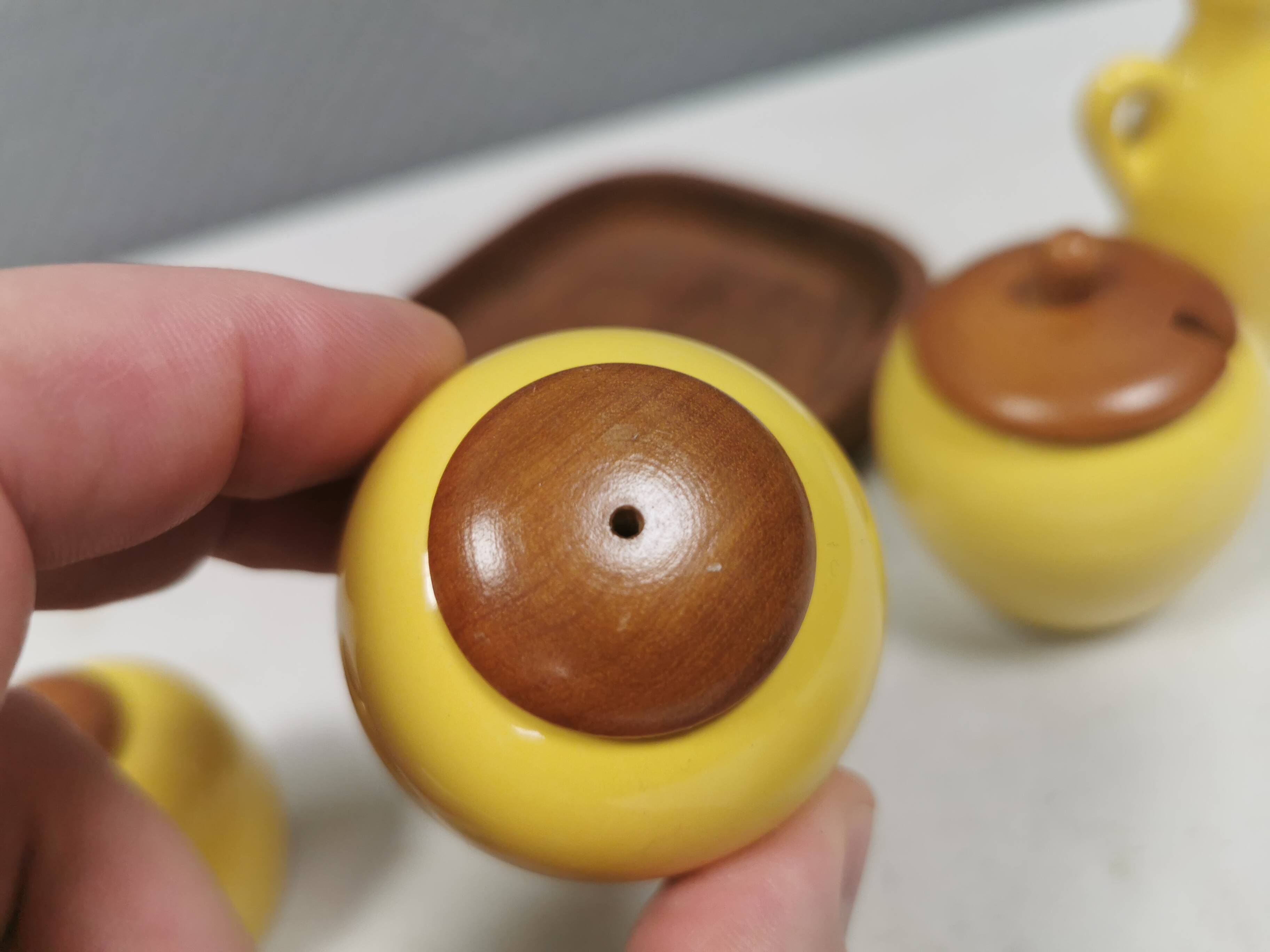 Petit ensemble de table suédois en céramique et bois, années 1980